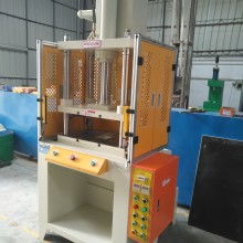  東莞市長(zhǎng)安銀上豐五金制品廠(chǎng) 主營(yíng) 電子產(chǎn)品外殼 鋅鋁壓